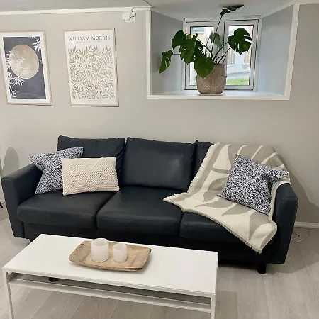 One Bedroom Basement Apartment In The City Tromso Exterior photo