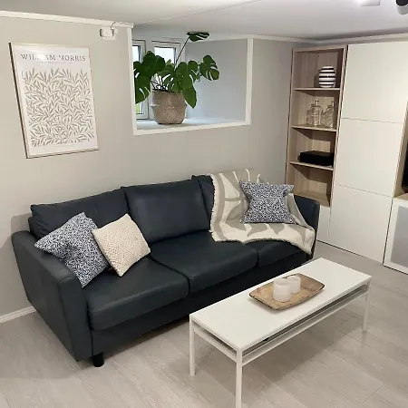 One Bedroom Basement Apartment In The City Tromso Exterior photo