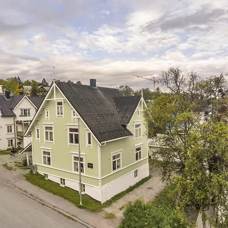One Bedroom Basement Apartment In The City Tromso Exterior photo
