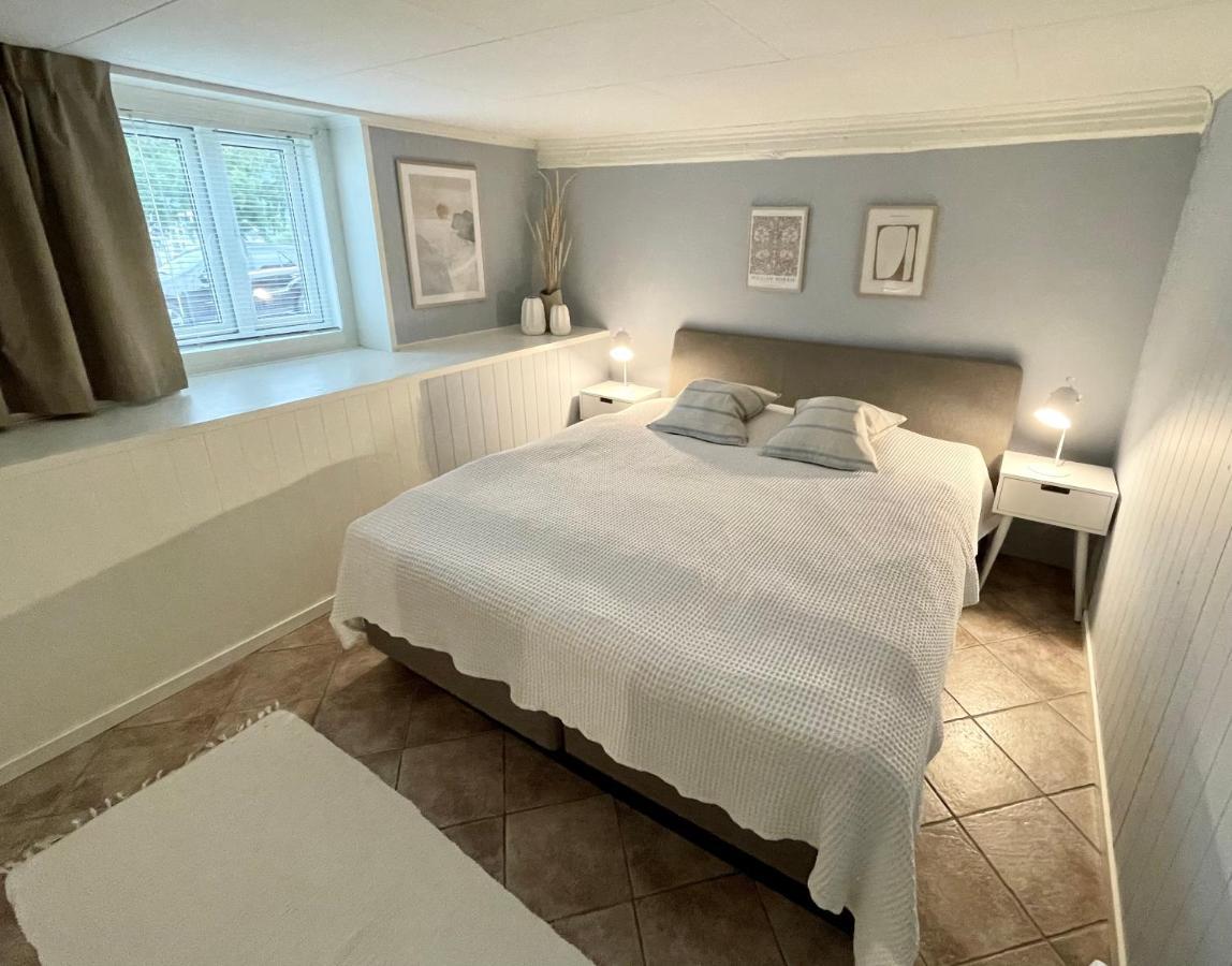 Apartment One Bedroom Basement In The Tromso
